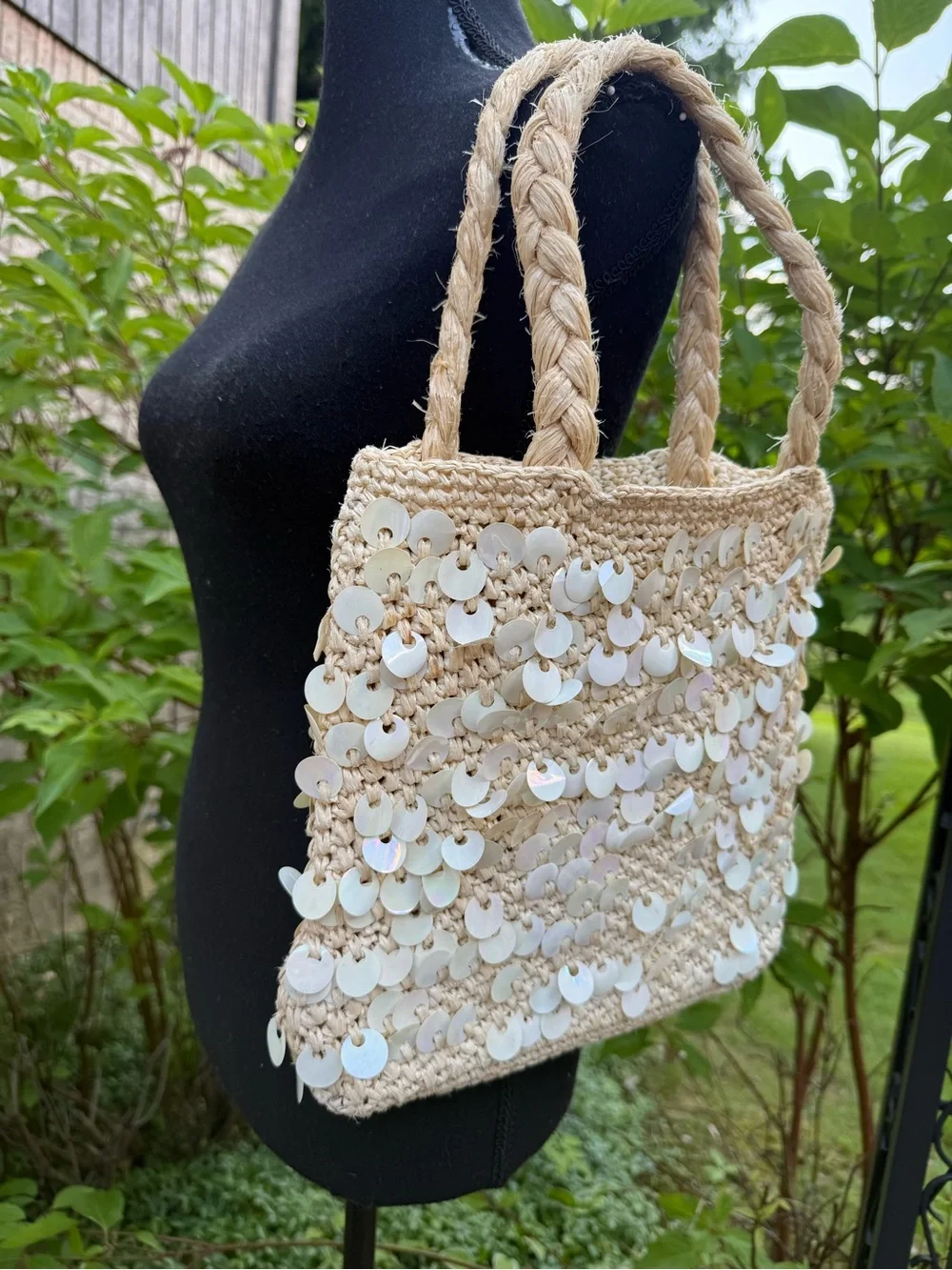 Hand made in Japan vintage walborg  Beige Sequin Straw Tote Bag - Lightweight